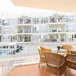 Daire Relax, Sun, Pool & Sea In *