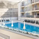 Relax, Sun, Pool & Sea In Daire *