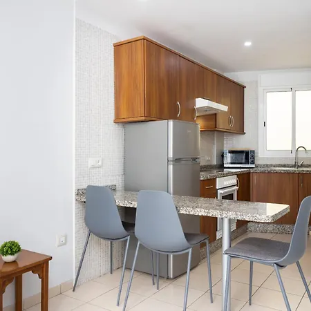 Relax, Sun, Pool & Sea In Puerto de Santiago (Tenerife)