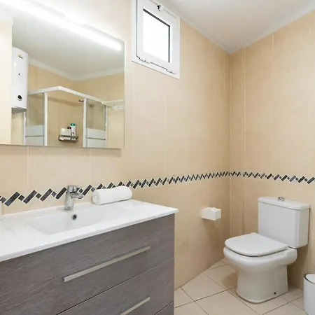 Daire Relax, Sun, Pool & Sea In Puerto de Santiago (Tenerife)