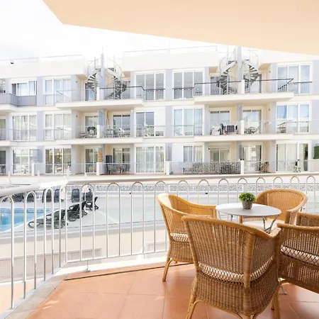 Apartment Relax, Sun, Pool & Sea In *