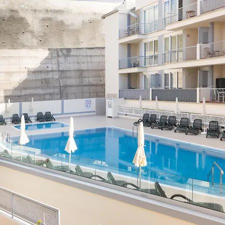 Relax, Sun, Pool & Sea In Apartment *
