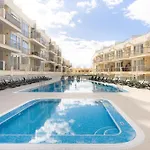 Apartamento Relax, Sun, Pool & Sea In
