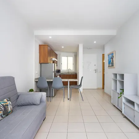 Apartamento Relax, Sun, Pool & Sea In *